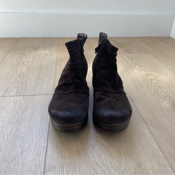 Miz Mooz Zane Brown Suede Ankle Bootie Size 41 / US 10 - Picture 3 of 10